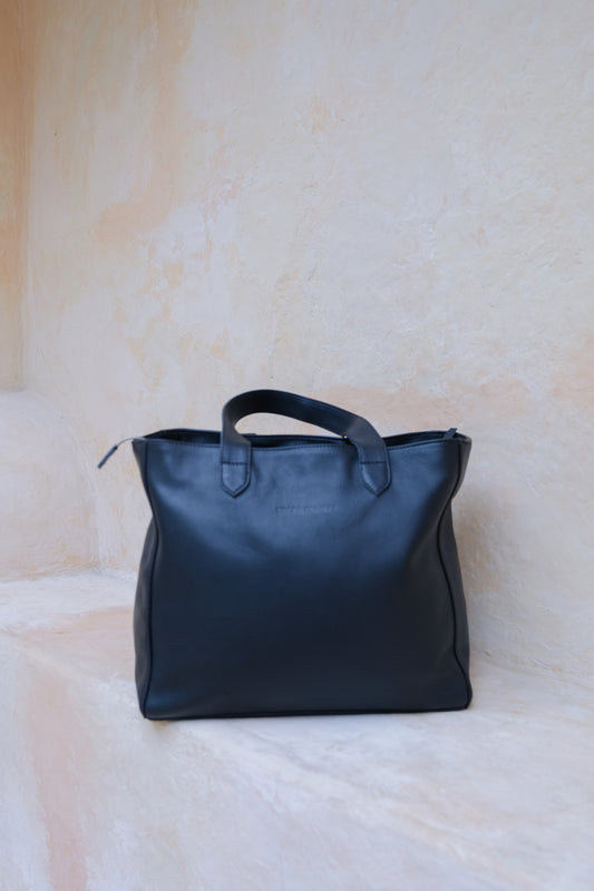 Caba Tote in Black